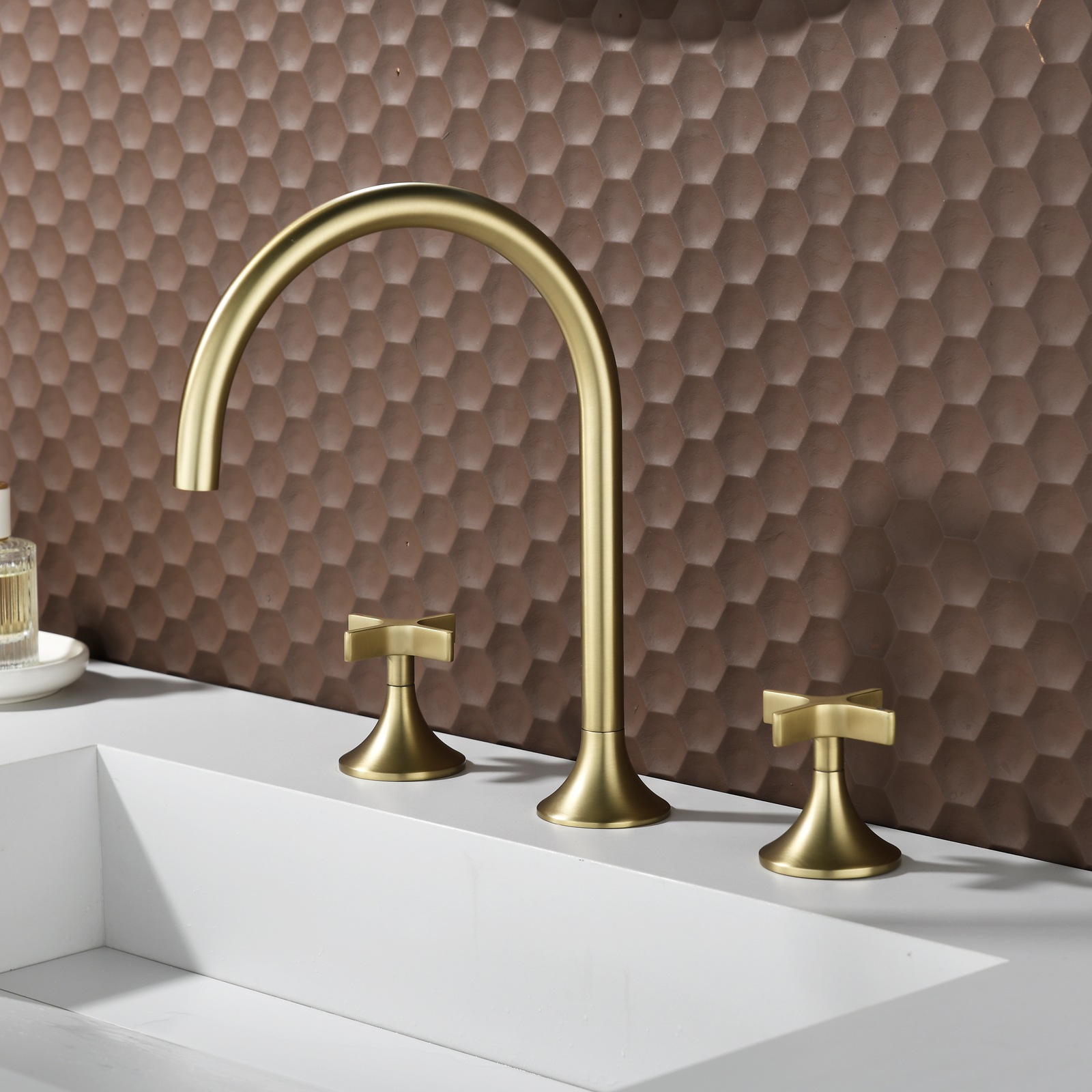 Polished Chrome Two Handle Widespread Basin Mixer Faucet
