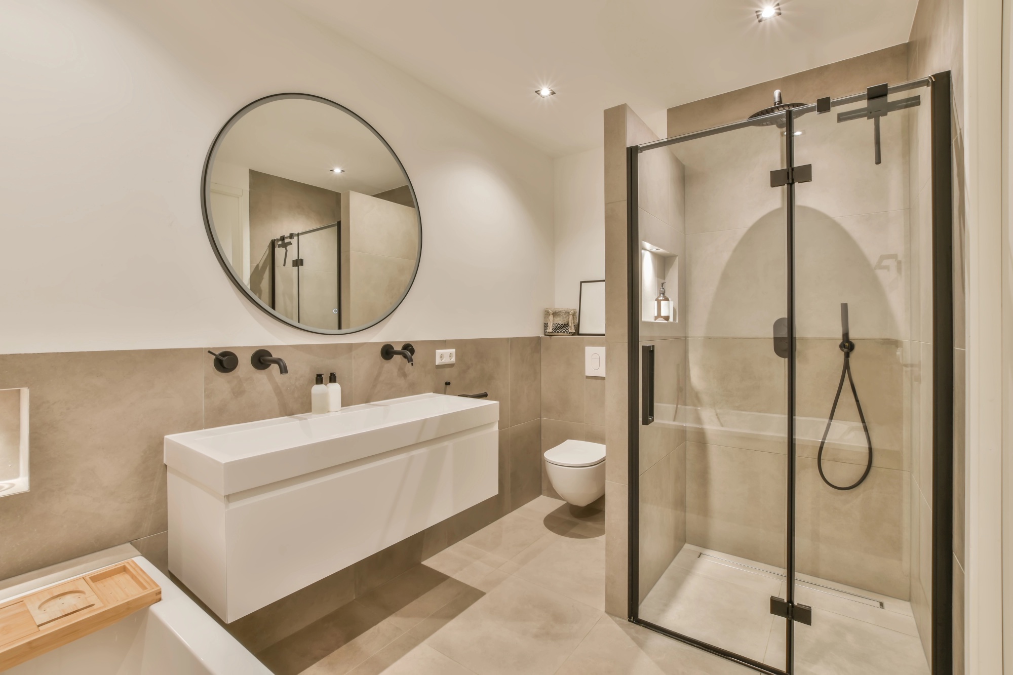 Modern Neutral Tone Apartment Bathroom Project